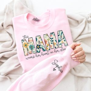 Custom Sweatshirt for Nana Christmas Gift for Nana I Wear My Heart On My Sleeve Nana Sweatshirt with Grandkids Name on Sleeve Nana Gift1