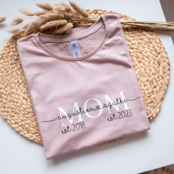 Personalised MOM t shirt Mama t shirt with childrens names and year 1