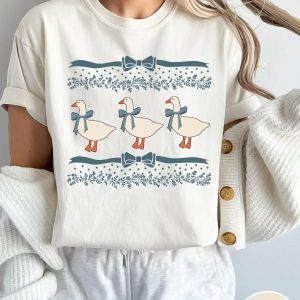 1980s Blue Ribbon Goose With Hearts Ugly, Vintage Original Shirt Bows and Adorable Doodle Hearts Animal Lover T-Shirt ? The Best Mother 's Day Gift