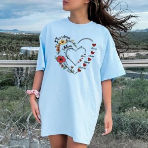 Custom Mama Shirt Personalized Mom Shirt Mom Heart Shirt Shirt with Kids Names Mothers Day Gift Gift for Mothers Day Mama Graphic Tee 1 1