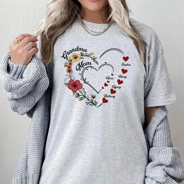 Custom Mama Shirt Personalized Mom Shirt Mom Heart Shirt Shirt with Kids Names Mothers Day Gift Gift for Mothers Day Mama Graphic Tee 2 1