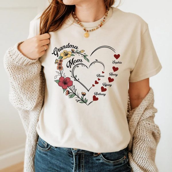 Custom Mama Shirt Personalized Mom Shirt Mom Heart Shirt Shirt with Kids Names Mothers Day Gift Gift for Mothers Day Mama Graphic Tee 5 1