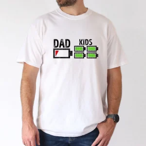 Dad of Four Low Battery Funny Father of 4 Boys Girls Dad T-Shirt, The Best Father's Day Gift