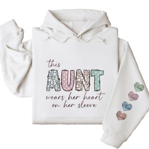 Family - This Mama Wears Her Heart On Her Sleeve - Personalized Hoodie - The Best Mother's Day Gift
