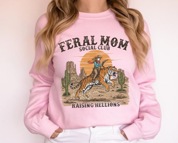 Feral Mom Social Club Retro 1 1