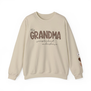 Personalized Grandma Sweatshirt With Kids Names Grandma Crewneck I Wear My Heart On My Sleeve Grammy Sweater Gift from Grand Kids 4