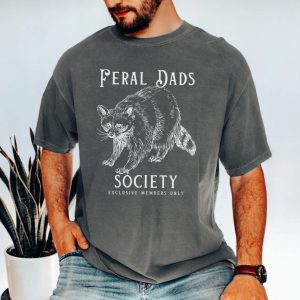 Pregnancy Announcement to Husband Pregnancy Announcement Gift 1st Fathers Day Gift Bonus Dad Gift Dad Announcement Feral Shirt Raccoon