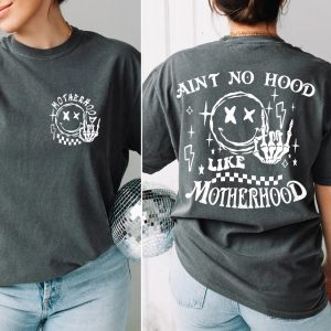 Rock Mom Shirt Aint No Hood Like Motherhood Funny Mothers Day Trendy Mom Shirt Sarcastic Shirt Rock Band Cool Shirt 4 1