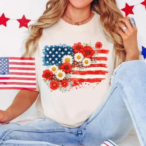 Floral American Flag Shirt – Retro Patriotic 4th of July Coquette Design