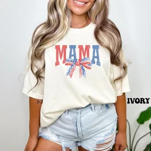 4th of July Mama T-Shirt, Retro American Mama Tee, 4th of July Gift for Mama, Memorial Day Tee, Patriotic Mom Tee, USA Shirt