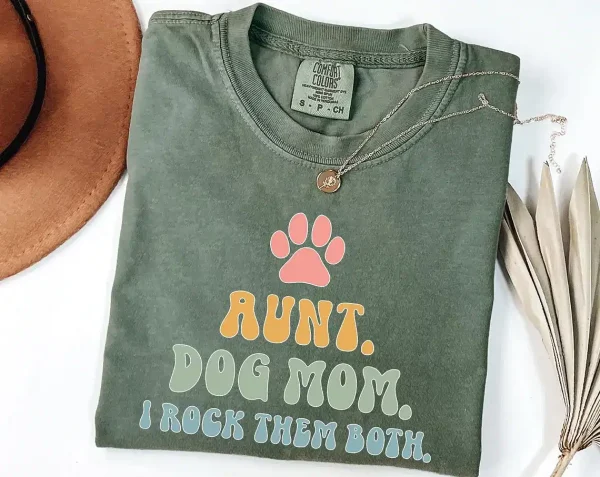 Aunt and Dog Mom 2