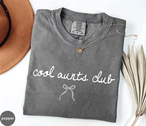 Cool Aunts Club Shirt 10