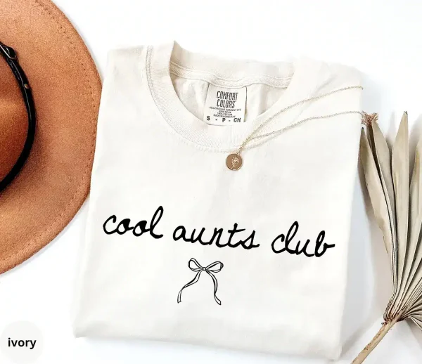 Cool Aunts Club Shirt 9