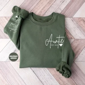 Custom Auntie Sweatshirt 3