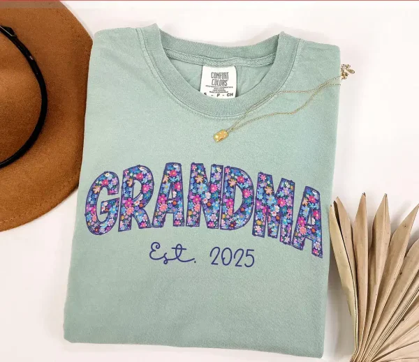 Floral Grandma Shirt Grandma Est 2025 Shirt 1