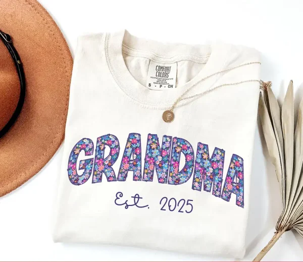 Floral Grandma Shirt Grandma Est 2025 Shirt 2