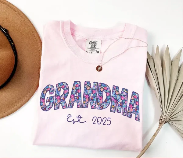 Floral Grandma Shirt Grandma Est 2025 Shirt 3