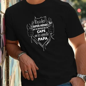 Fun French Crinkle Men's T-Shirt - Black Geometric Graphic Print with Superhero Dad French Quote, Casual Short Sleeve Round Neck Summer Tee