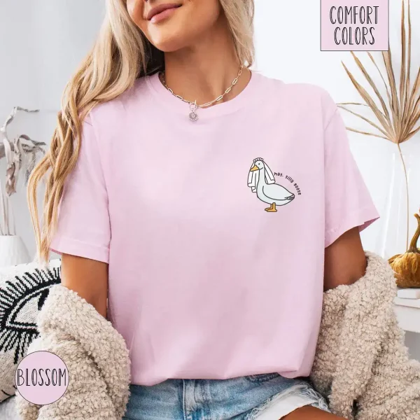 Funny Goose Shirt Women Mr and Mrs 3