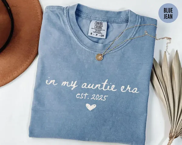 Personalized Auntie Est 2025 2