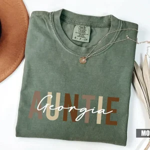 Personalized Auntie T shirt 1