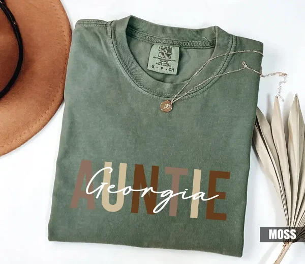 Personalized Auntie T shirt 1
