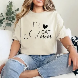 Cat Mom T-Shirt – Cute Cat Mama Gift for Mother's Day, Cat Lover Tee for Pet Moms
