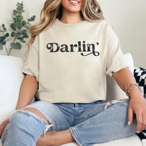 Darlin' Tee – Country & Western T-Shirt for Southern Women, Country Music Concert Shirt, Perfect Gift for Country Girls