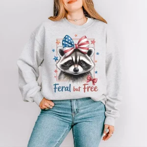 Feral & Free Raccoon Sweatshirt – American Feral Girl Summer Meme, Funny 4th of July Patriotic Shirt for Independence Day Sweater