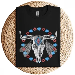 Vintage Cow Bull Skull T-Shirt – BOHO Southwestern Aztec Feather Design – Rustic Western Graphic Tee – Unique Cowgirl & Cowboy Shirt