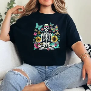 Meditating Skeleton Mama T-Shirt - Unisex, Gift for Halloween Day,  Gift for Mama