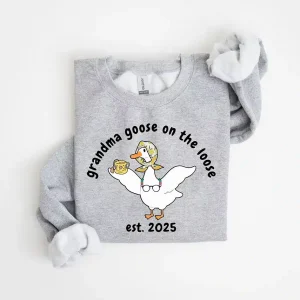 Custom Grandma Goose On The Loose Shirt 3