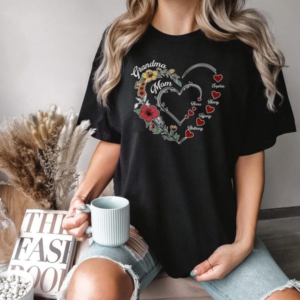 Custom Mama Shirt Personalized Mom Shirt Mom Heart Shirt Shirt with Kids Names Mothers Day Gift Gift for Mothers Day Mama Graphic Tee 4 1