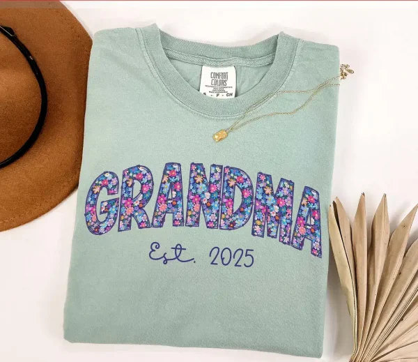 Floral Grandma Shirt Grandma Est 2025 Shirt 1