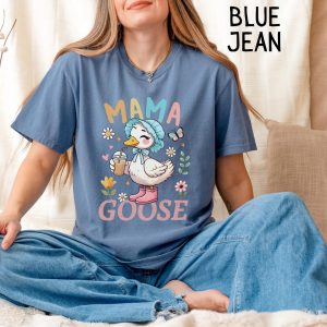 Mama Goose T Shirt Funny Animal Mom Shirt Comfort Colors 1717 Tee Goose Graphic Tee Vintage Style Mom Gift Mothers Day Present 1 1