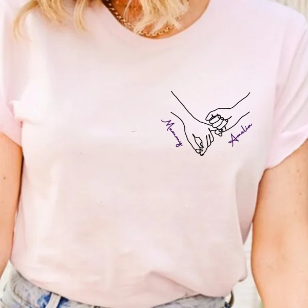 Mummy Tshirt. Custom holding hands t shirt. Personalised Mum t shirt