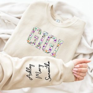 Personalized Gigi Sweatshirt with Names on Sleeve Custom Gigi Sweater Gif for Nana Gift for Grandma Grandmother Hoodie Mommy Gift 4