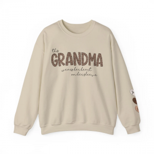 Personalized Grandma Sweatshirt With Kids Names Grandma Crewneck I Wear My Heart On My Sleeve Grammy Sweater Gift from Grand Kids 4